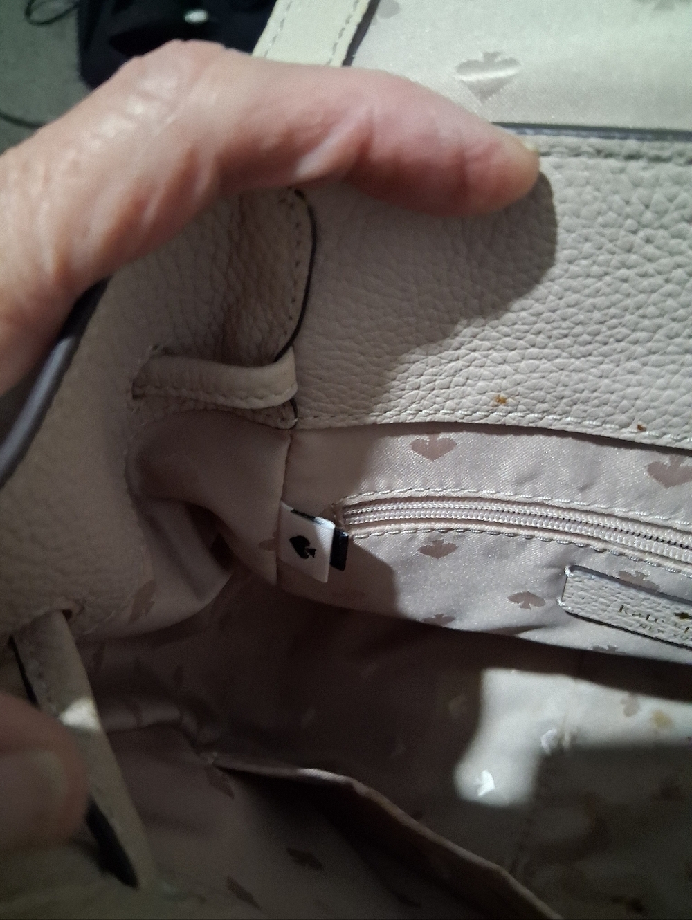 Kate Spade New York Leila Colorblock Medium Flap Backpack. - Picture 4 of 14